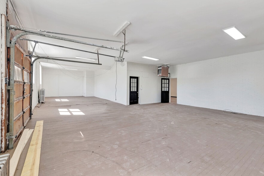 More Photos Of 2435 Williams Ave, Cincinnati Storefront Retail Residential For Lease