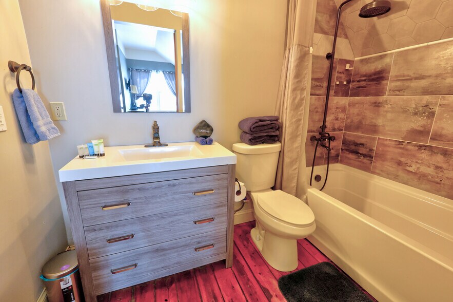 More Photos Of 400 Game Farm Rd, Catskill Hospitality For Sale