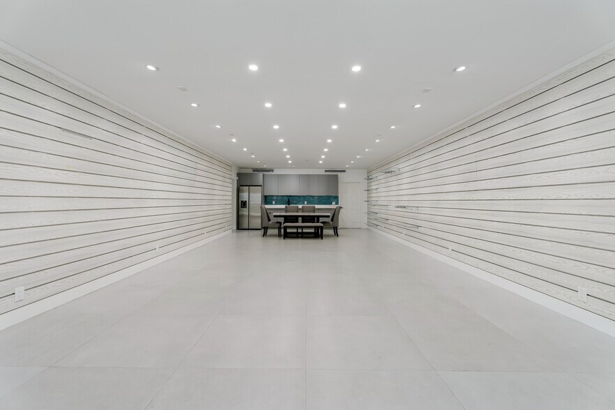 More Photos Of 126 NE 1st Ave, Dania Beach Office For Sale