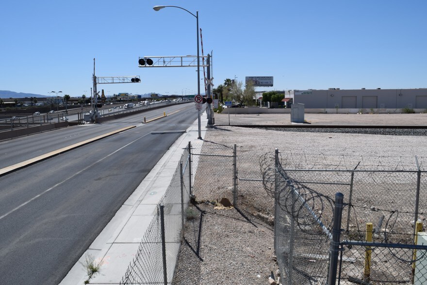 More Photos Of 6179 Dean Martin Dr, Las Vegas Land For Sale