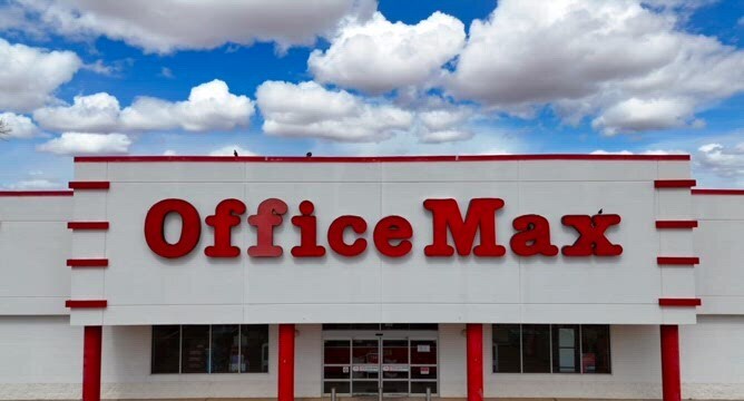 Primary Photo Of 900 E Manana Blvd, Clovis General Retail For Sale