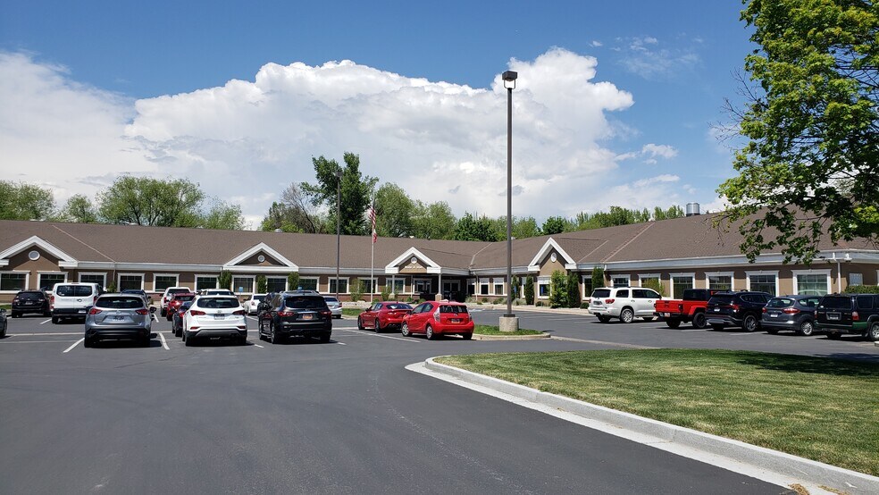 More Photos Of 115 Golf Course Rd, Logan Office For Sale