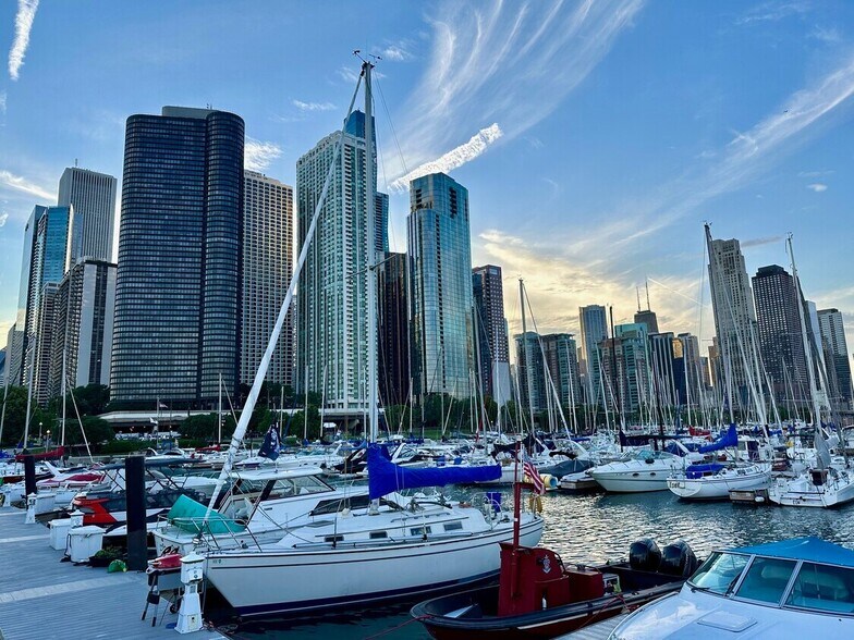 More Photos Of 400 E Randolph St, Chicago Apartments For Sale