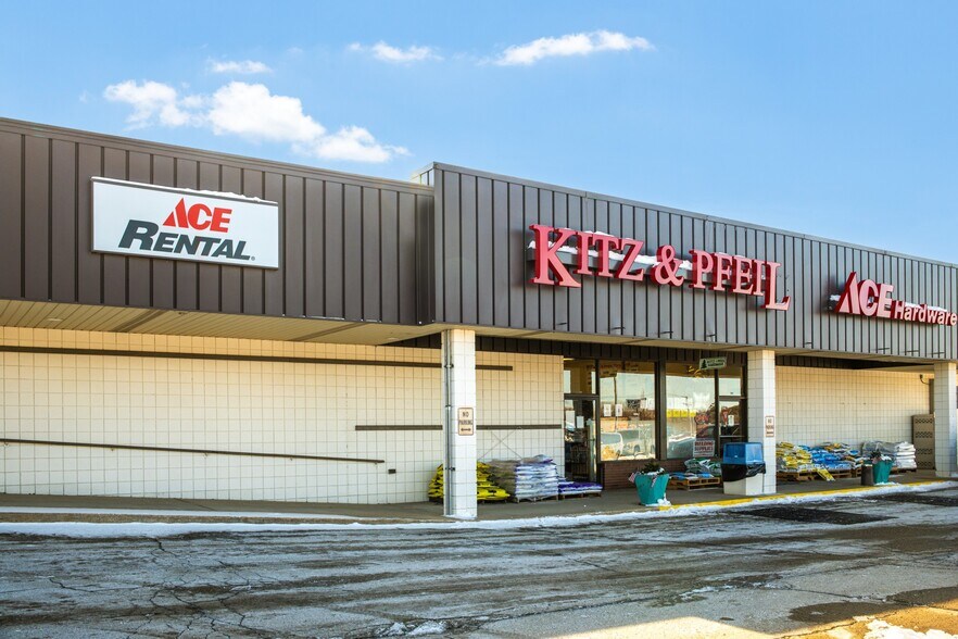 More Photos Of 720-756 Broadway St, Berlin Unknown For Lease