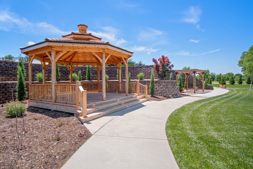 More Photos Of 1610 SE 3rd St, Newton Lodge Meeting Hall For Sale