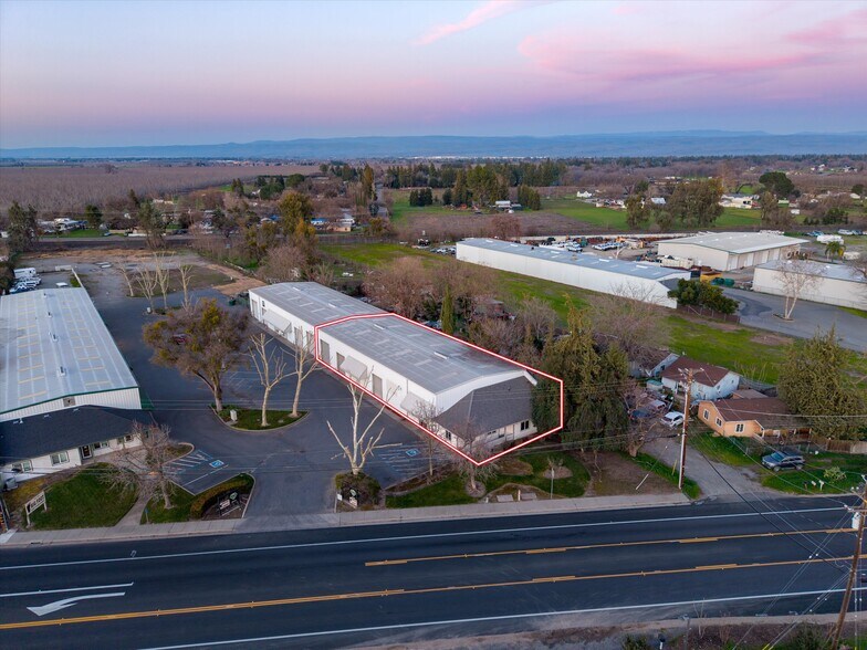 More Photos Of 3388 State Highway 32, Chico Warehouse For Lease