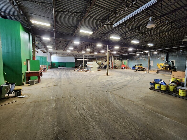 More Photos Of 10830 Glass St, North Huntingdon Warehouse For Sale