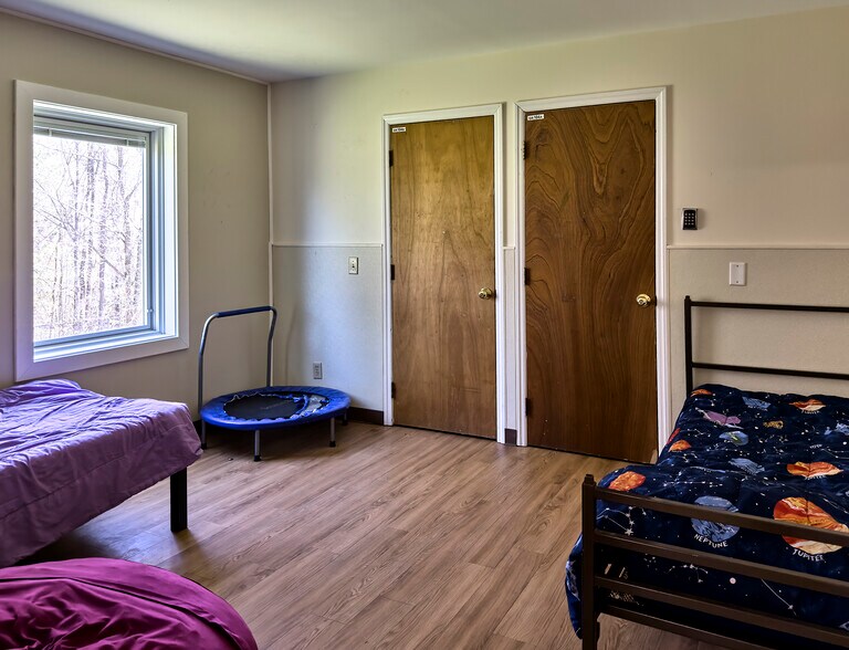 More Photos Of 349 Old Stockbridge Rd, Lenox Specialty For Sale