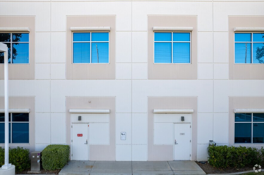 More Photos Of 22 Odyssey, Irvine Medical For Sale