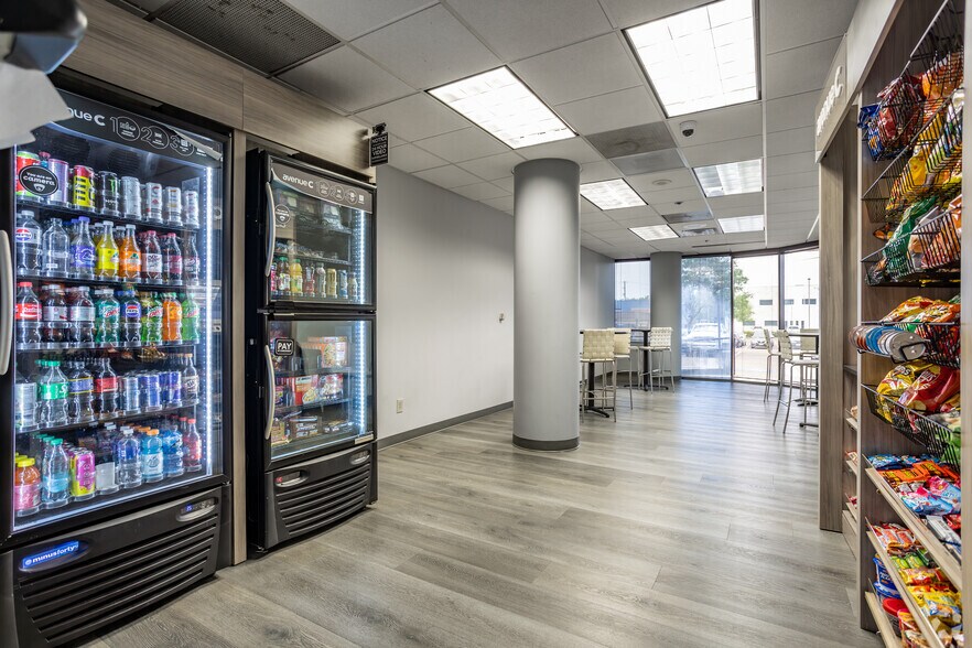 More Photos Of 16775 Addison Rd, Addison Office For Lease