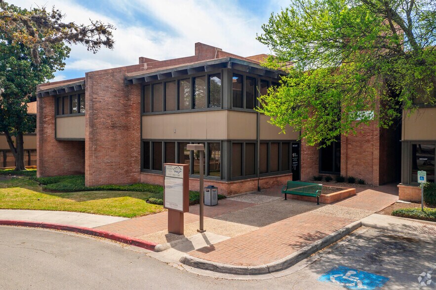 More Photos Of 6800 Park Ten Blvd, San Antonio Unknown For Lease