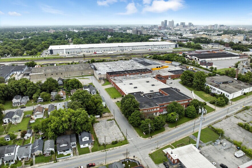 Primary Photo Of 1661 W Hill St, Louisville Manufacturing For Sale