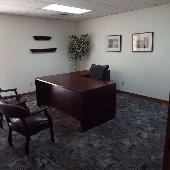 More Photos Of 3060 N Academy Blvd, Colorado Springs Office For Sale