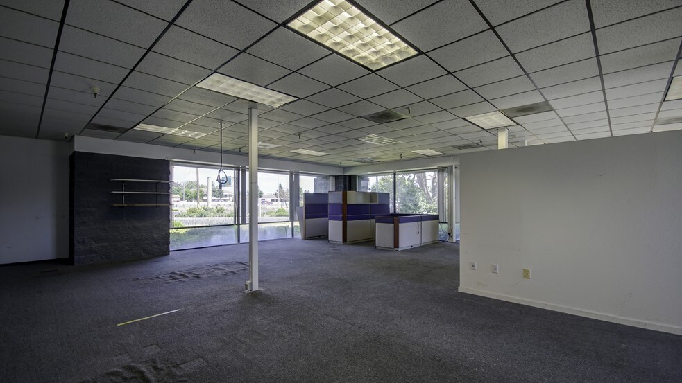 More Photos Of 5755 Redwood Dr, Rohnert Park Storefront Retail Office For Lease