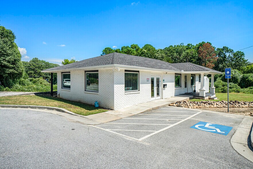 More Photos Of 7336 Lee Rd, Lithia Springs Office Residential For Sale