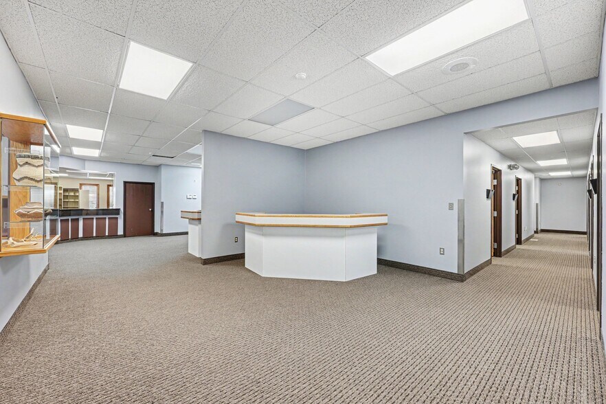More Photos Of 2609 Electric Ave, Port Huron Medical For Sale