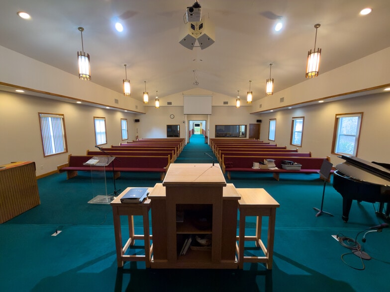 More Photos Of 5887 Highway 320, Carnesville Specialty For Sale