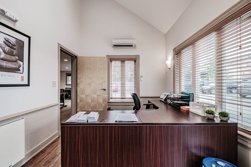 More Photos Of 352 Warren Ave, Portland Office Residential For Lease