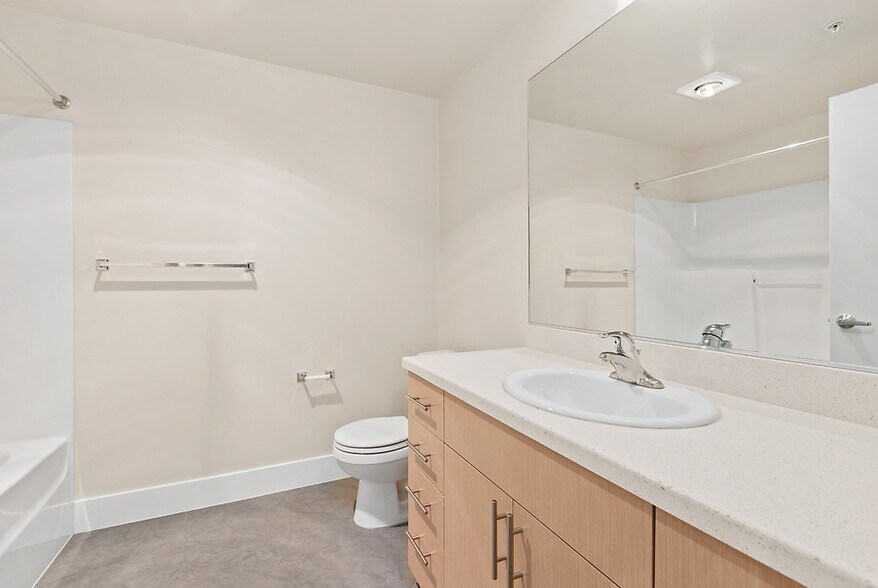 More Photos Of 523 Broadway E, Seattle Apartments For Lease