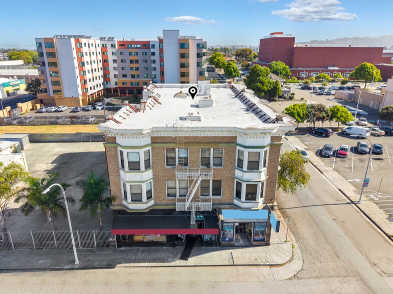 More Photos Of 315 25th St, Richmond Apartments For Sale