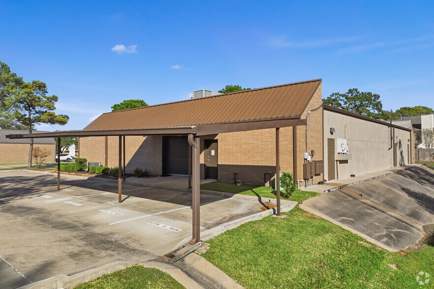 More Photos Of 4779-4781 S Main St, Stafford Office For Lease