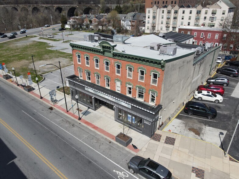 More Photos Of 143 E Lincoln Hwy, Coatesville Restaurant For Lease