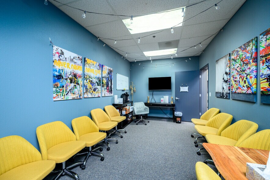 More Photos Of 308 N Villa Rd, Newberg Medical For Lease