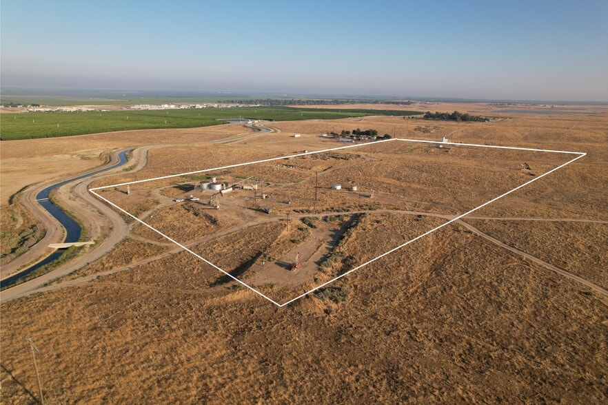 More Photos Of 20 Acres in Kern County Rd, Bakersfield Land For Sale