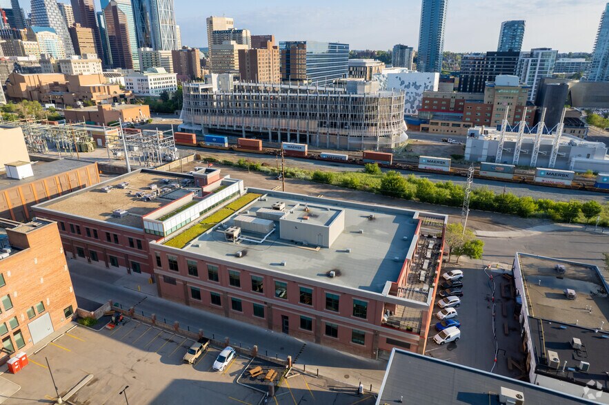 More Photos Of 409 10th Ave, Calgary Office For Sale