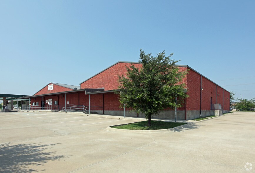 More Photos Of 1805 E Spring Creek Pky, Plano Freestanding For Sale