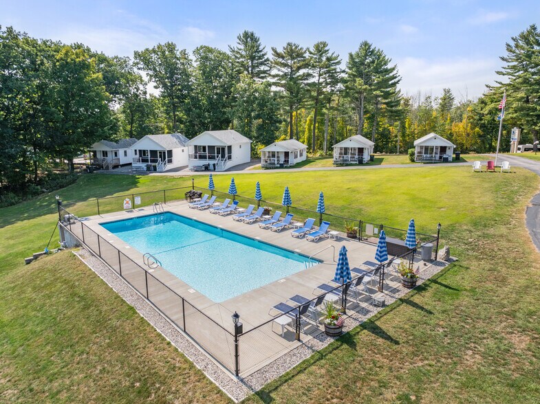 More Photos Of 291 Endicott St N, Laconia Hotel For Sale