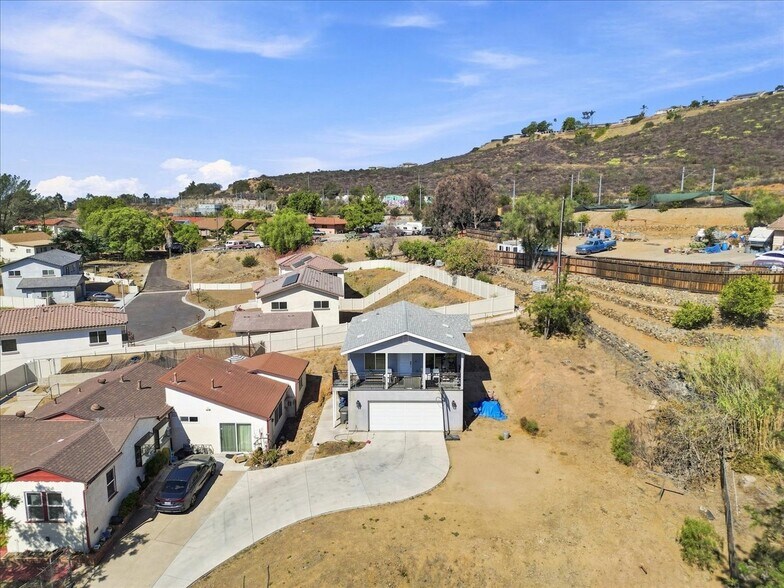 More Photos Of 3860 American Ave, La Mesa Multifamily For Sale