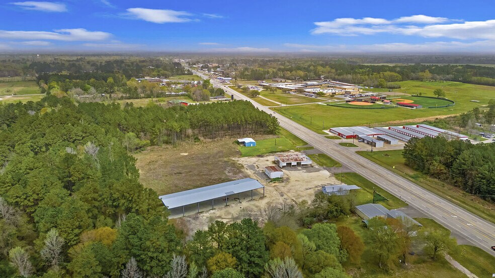 More Photos Of 21034 US Highway 96 S, Kirbyville Flex For Sale