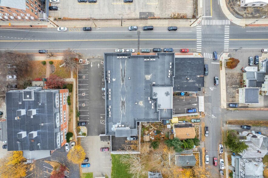 More Photos Of 356 Howe Ave, Shelton Apartments For Lease