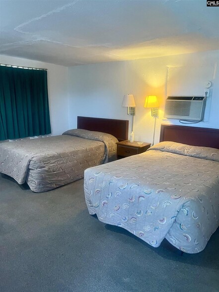 More Photos Of 5810 N Main St, Columbia Hotel For Sale