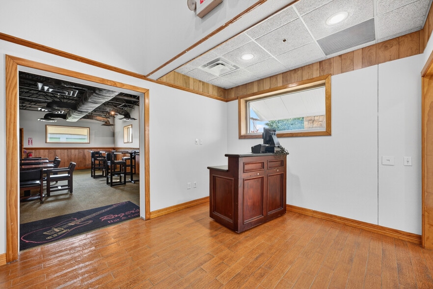 More Photos Of 1271 FM 518 Rd, League City Restaurant For Sale