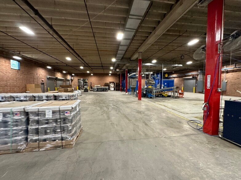 More Photos Of 119 Metrolina Dr, Shelby Manufacturing For Sale