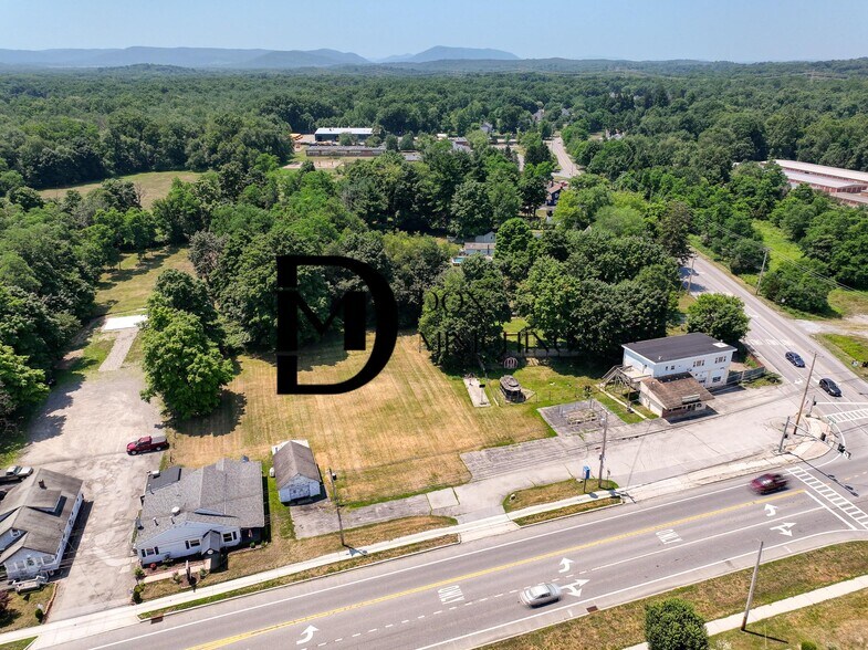 More Photos Of 905 Route 376, Hopewell Junction Storefront For Sale