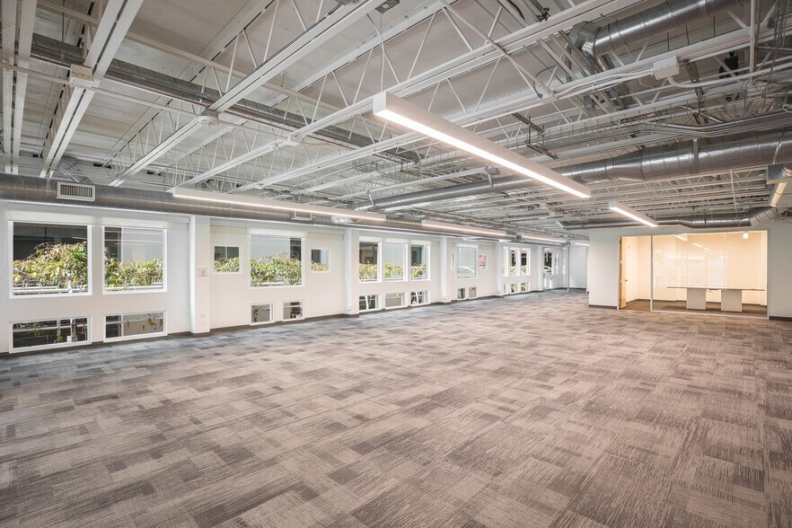 More Photos Of 555 Hamilton Ave, Palo Alto Office For Sale