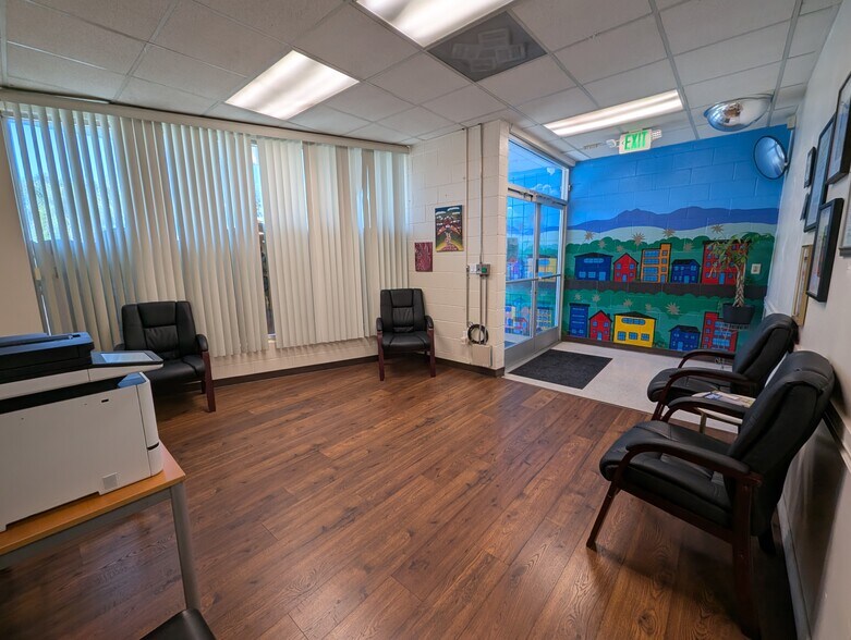 More Photos Of 6512 San Fernando Rd, Glendale Office For Sale
