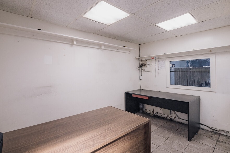 More Photos Of 146 29th St, Brooklyn Industrial For Lease