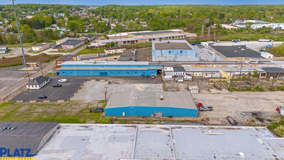 More Photos Of 3700 Oakwood Ave, Youngstown Manufacturing For Lease