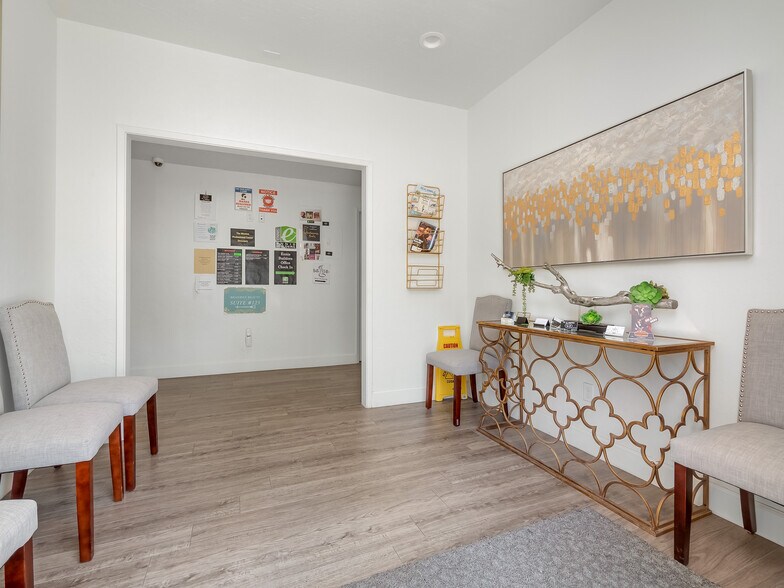 More Photos Of 263 N 3rd St, Porterville Coworking Space