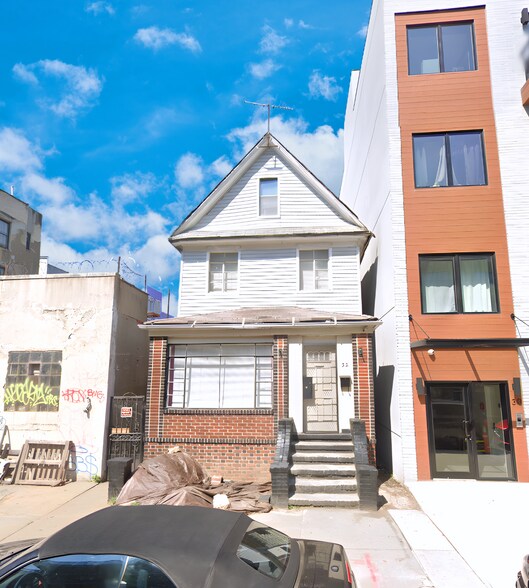 Primary Photo Of 32 E 29th St, Brooklyn Land For Sale