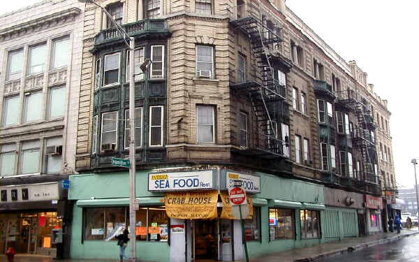 More Photos Of 130 Market St, Paterson Apartments For Lease