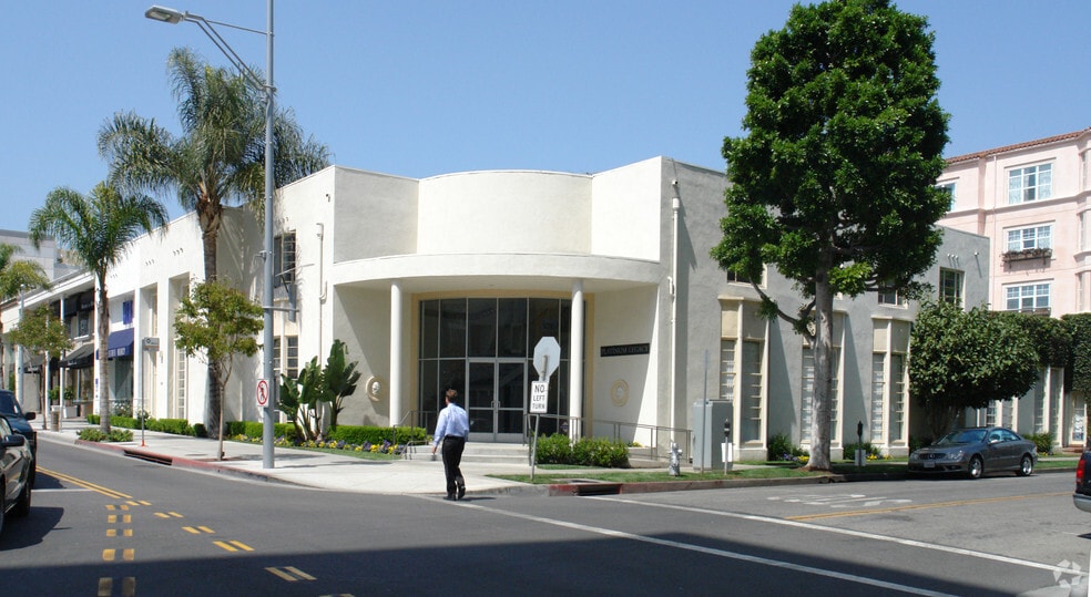 Primary Photo Of 202-210 N Canon Dr, Beverly Hills Office For Lease