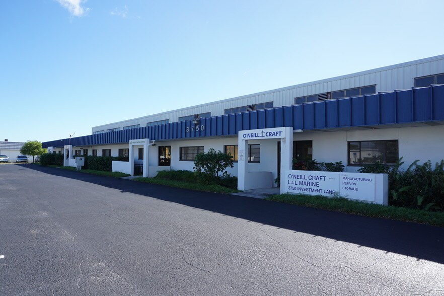 More Photos Of 3750 Investment Ln, Riviera Beach Warehouse For Lease