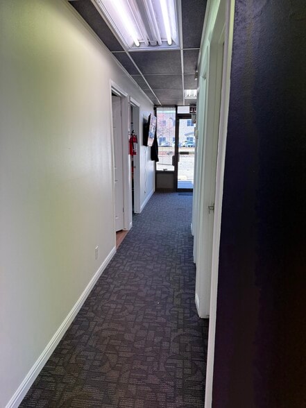 More Photos Of 3007-3023 S West Temple, Salt Lake City Light Manufacturing For Lease