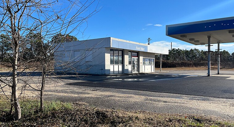 More Photos Of 2300 Indian Hill Rd, Colonial Heights Industrial For Lease