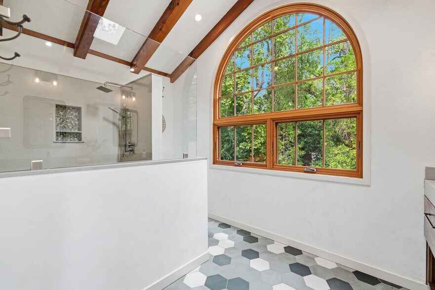 More Photos Of 9345 Stanford Ln, Durham Winery Vineyard For Sale
